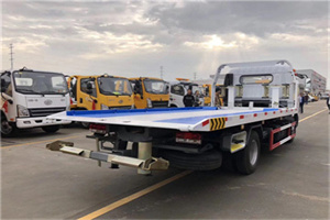 利辛汽车救援补胎